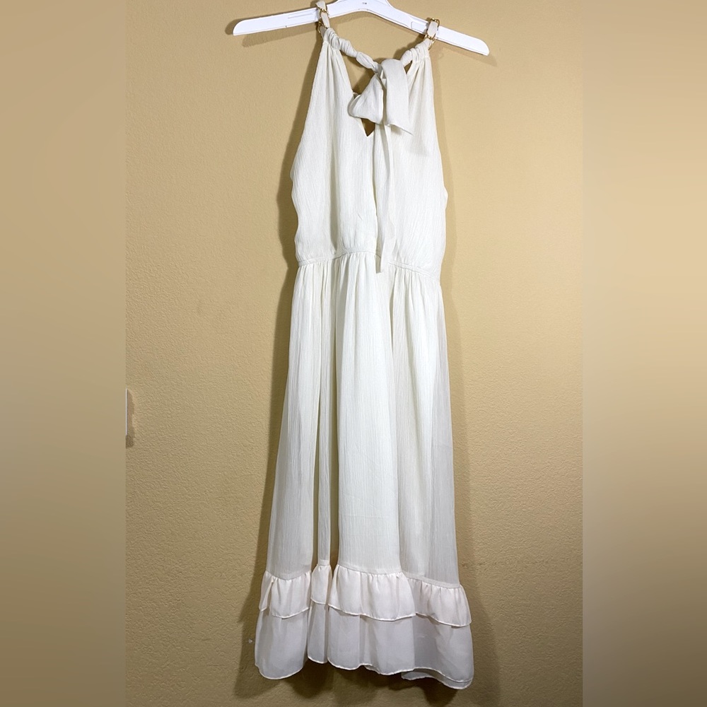 Pretty girly dress in Size M for summer and spring. Excellent condition.